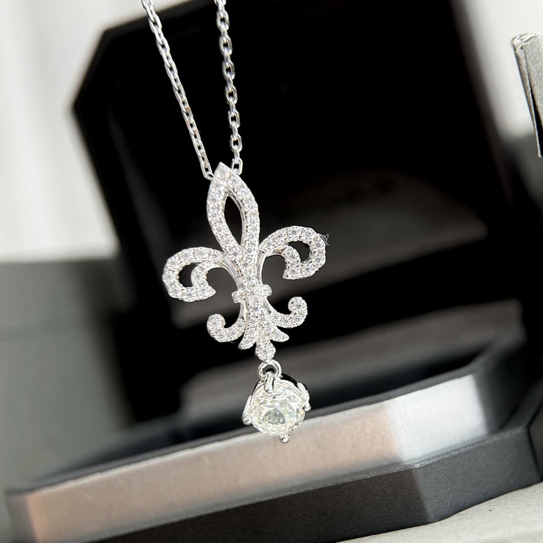 Tiffany & Co Fleur-de-lis Diamond Pendant Necklace